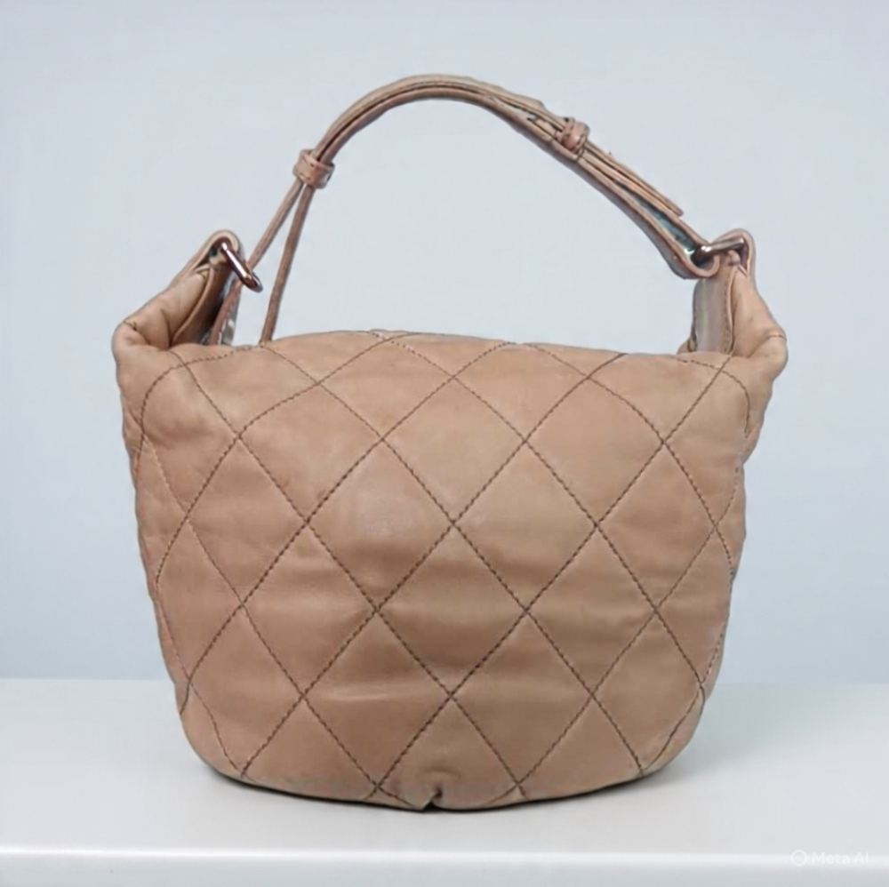 ✨️Chanel Vintage Hobo Cloudy Beige Lambskin Bag - Picture 4 of 17